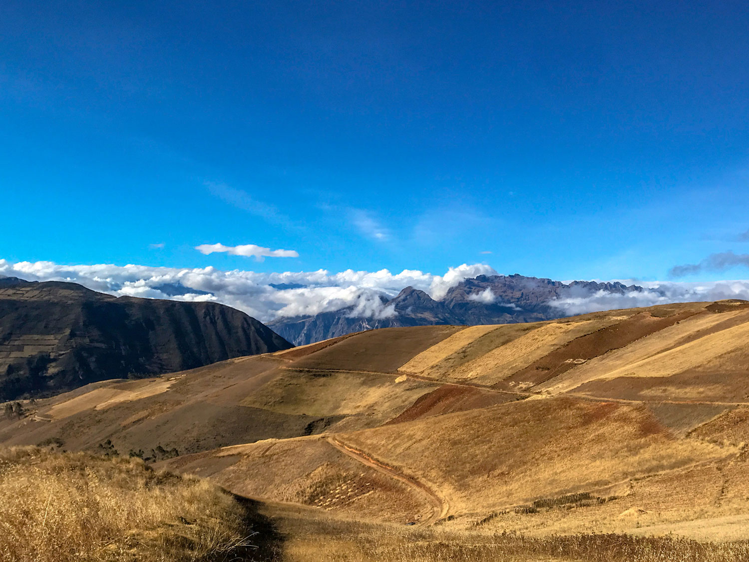 Vista de Cordillera desde Hotel Andahuaylas Glamping Peru